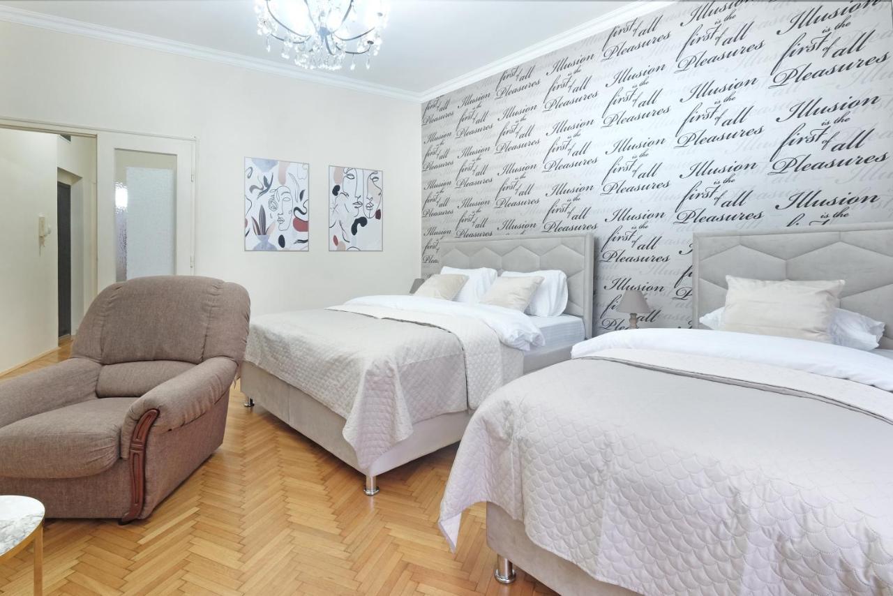 Illusion Downtown Apartment Белград Екстер'єр фото